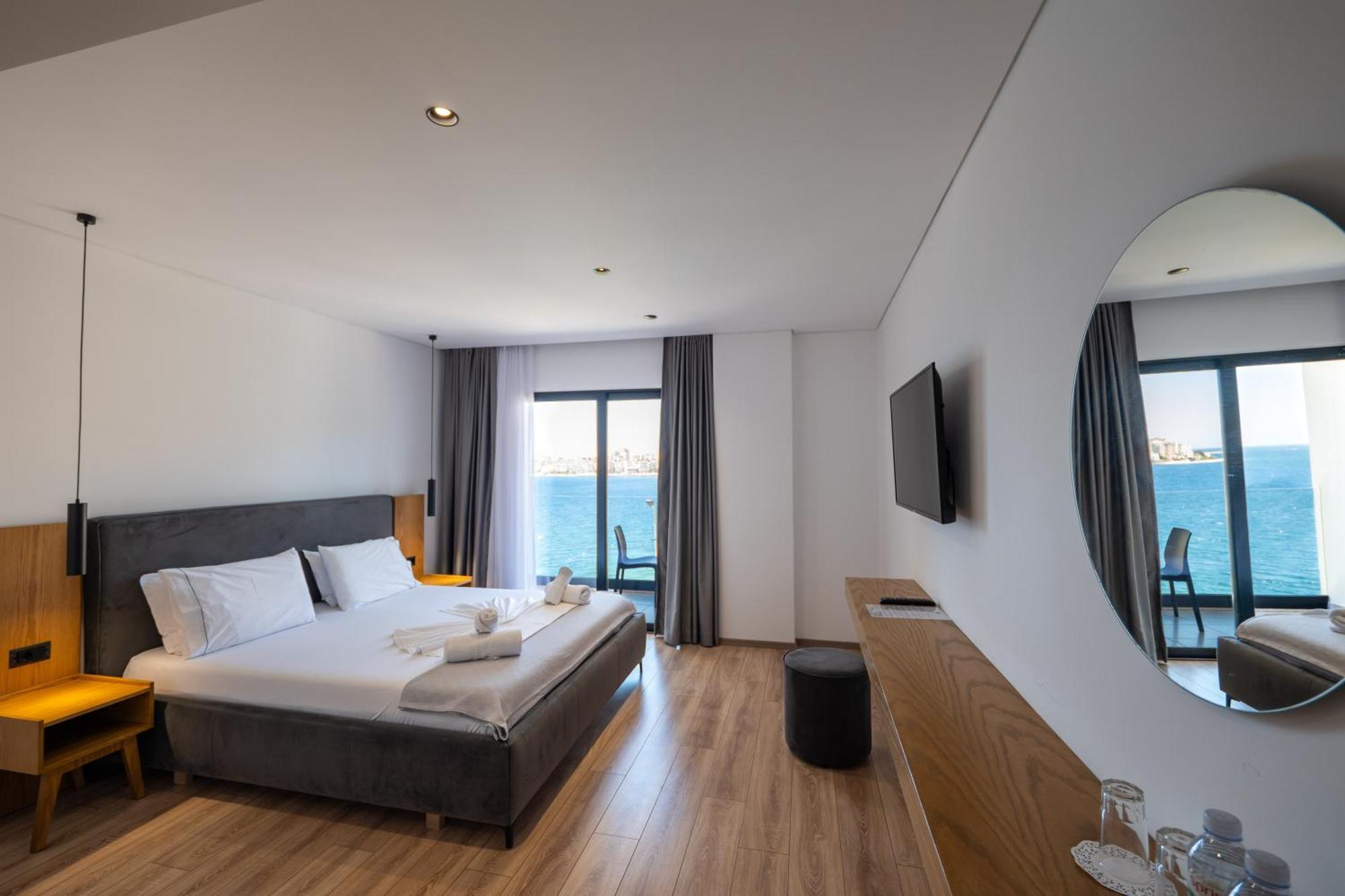 Hotel Vola Sarandë Exterior foto